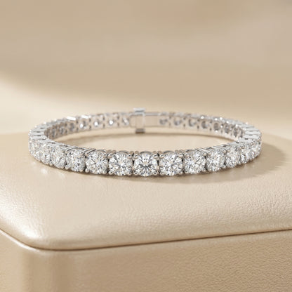 Round Cut Lab Grown Diamond Tennis Bracelet in Silver