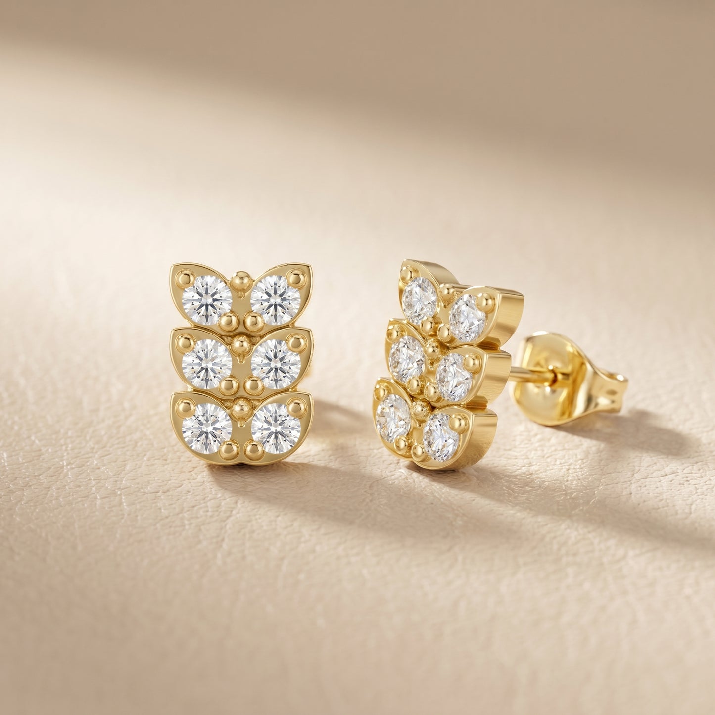 Verona Scallop Round Diamond Stud Earrings in Yellow Gold - Round Cut Lab Diamond Yellow Gold Ring