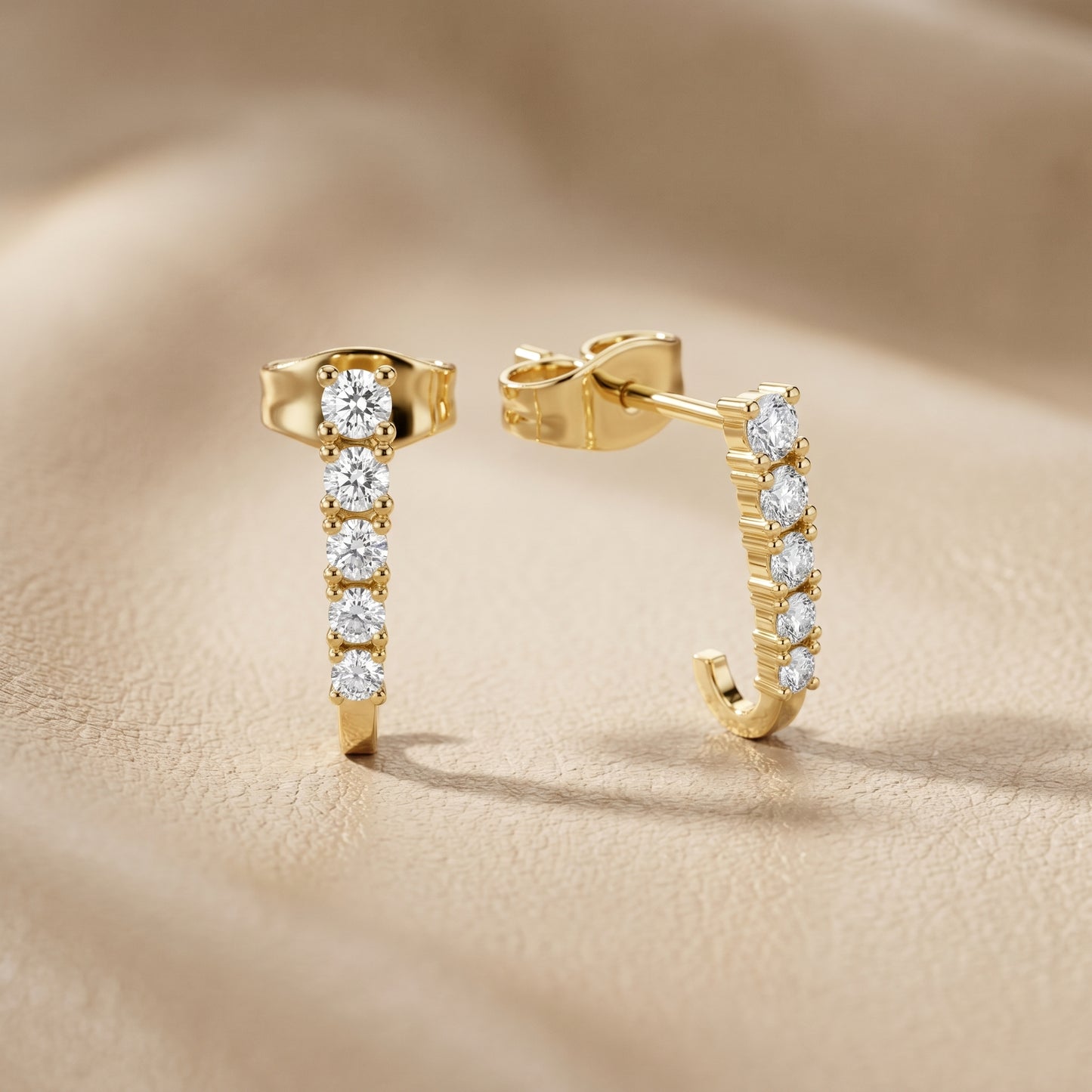 Round Cut Lab Grown Diamond Stud Earrings in Yellow Gold