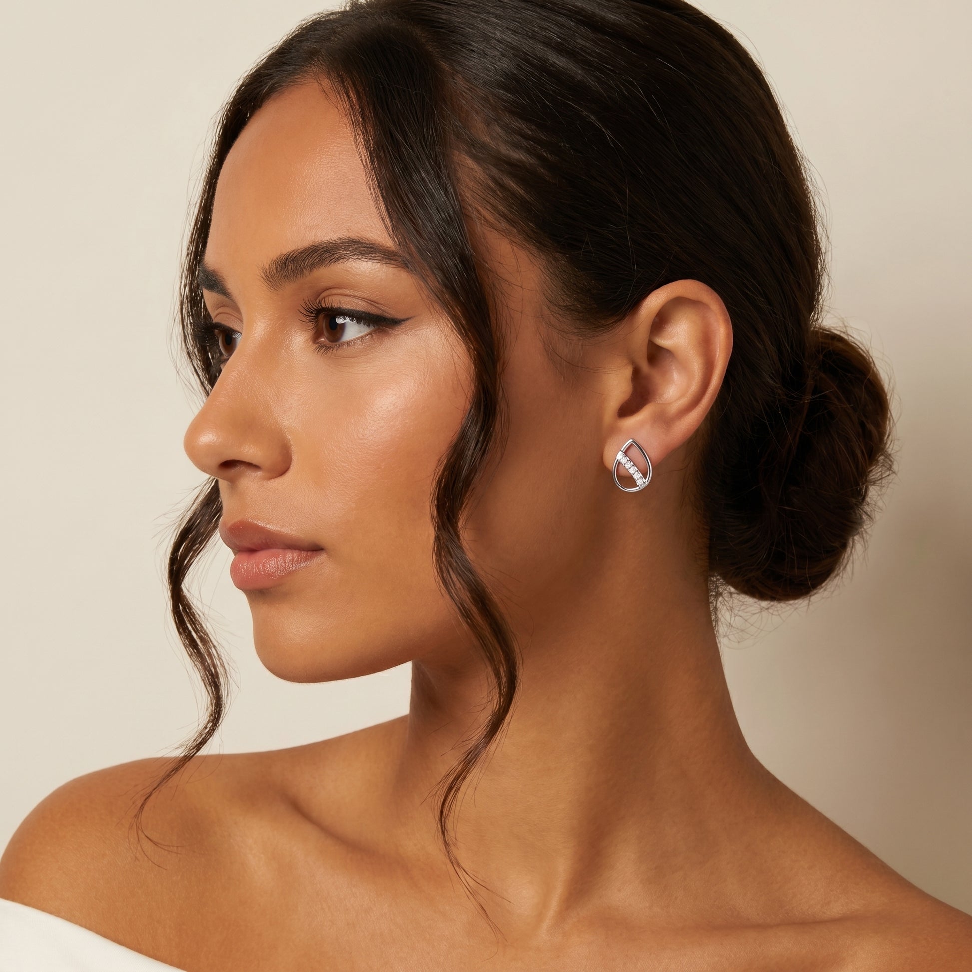 Round Cut Lab Grown Diamond Stud Earrings in Platinum