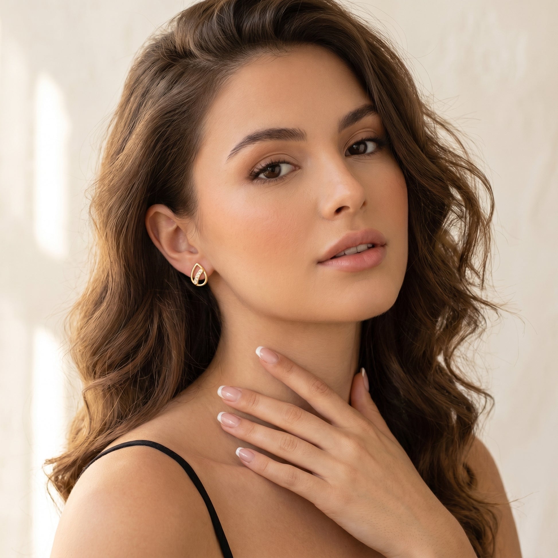 Round Cut Lab Grown Diamond Stud Earrings in Yellow Gold