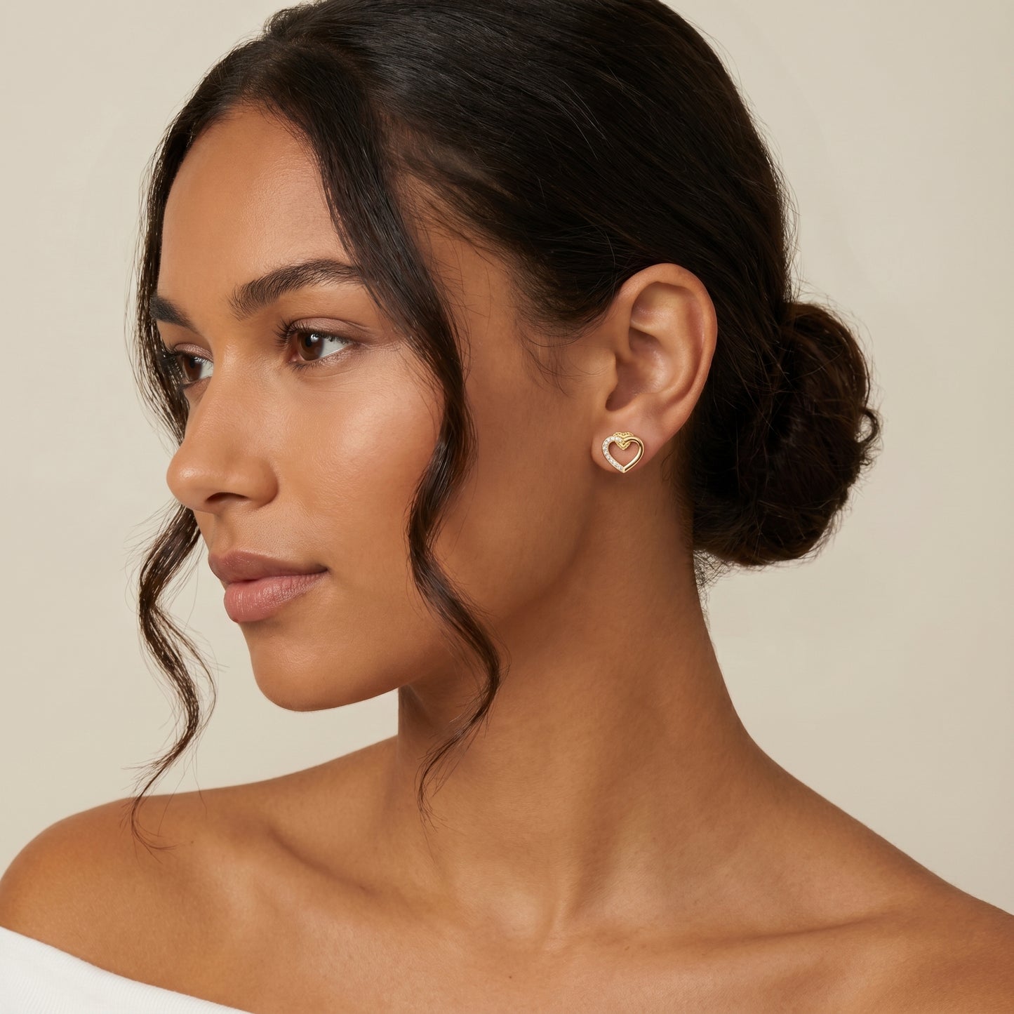 Round Cut Lab Grown Diamond Stud Earrings in Yellow Gold