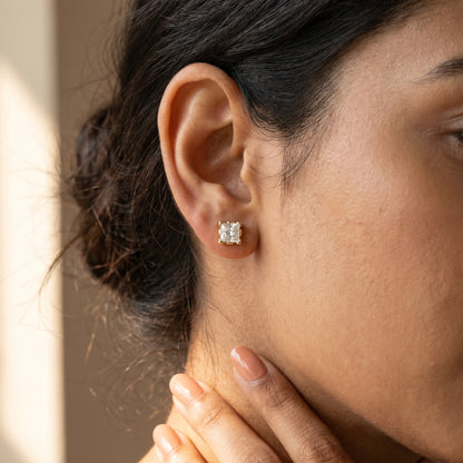 Princess Cut Lab Grown Diamond Stud Earrings in Yellow Gold