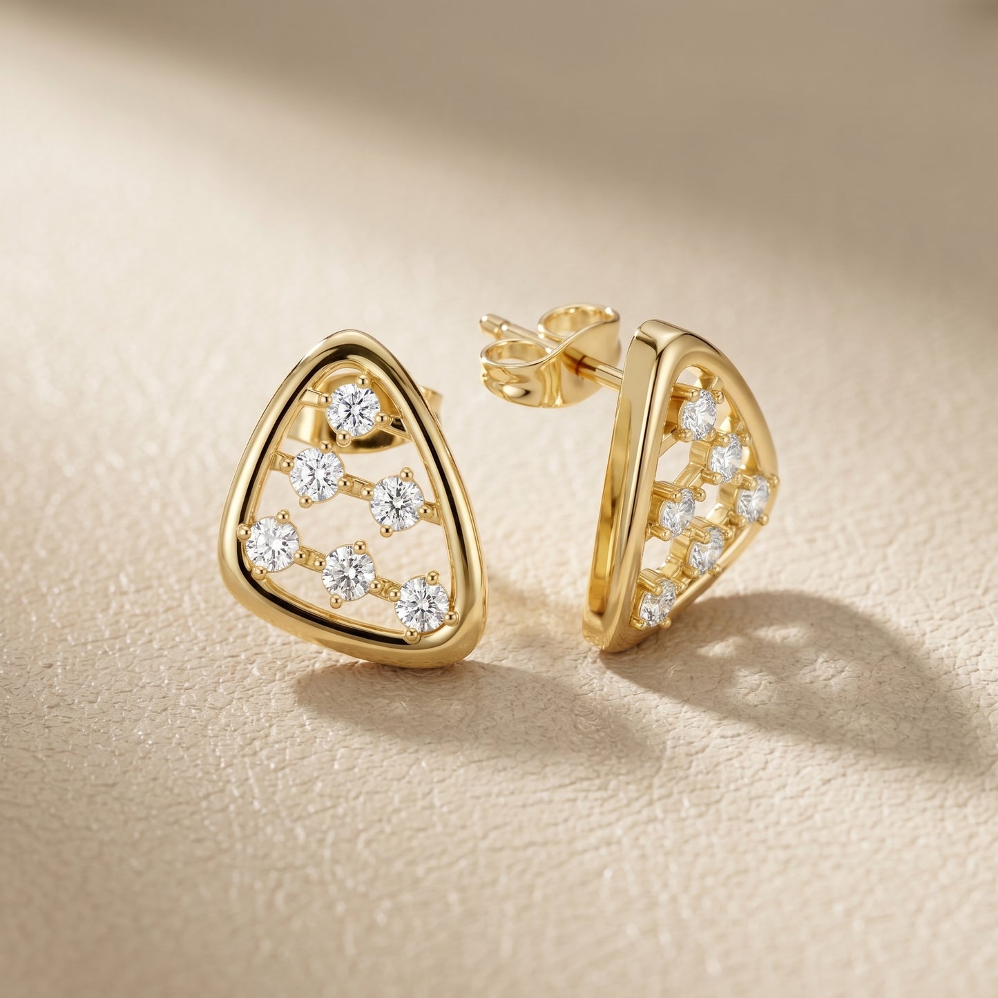 Round Cut Lab Grown Diamond Stud Earrings in Yellow Gold