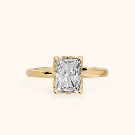 Radiant Cut Lab Grown Diamond Engagement Ring in Yellow Gold