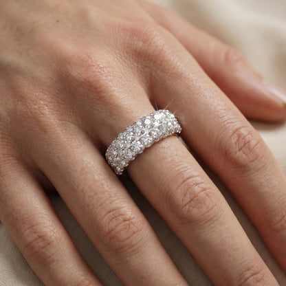 Round Cut Lab Grown Diamond Ring in Platinum