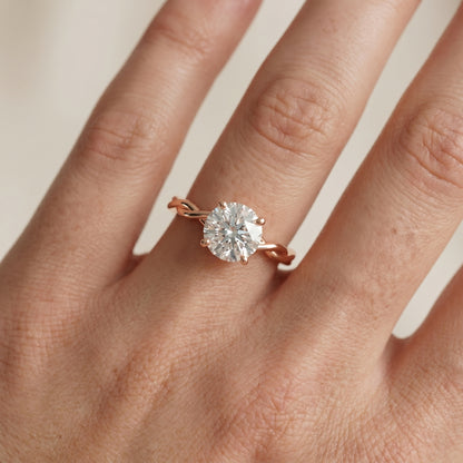 Round Cut Lab Grown Diamond Ring in Rose Gold