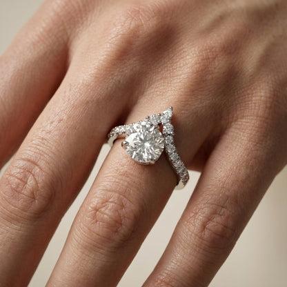 Round Cut Lab Grown Diamond Isabella Legacy Engagement Ring in Platinum