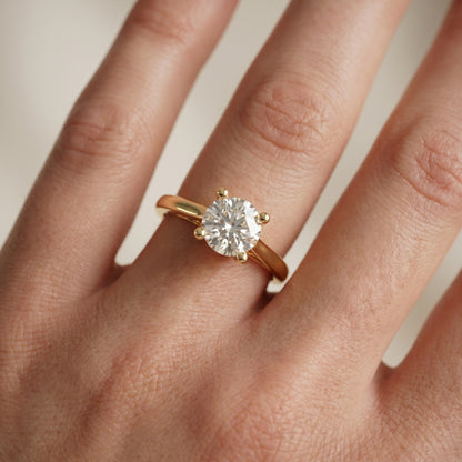 Round Cut Lab Grown Diamond Ring in Yellow Gold