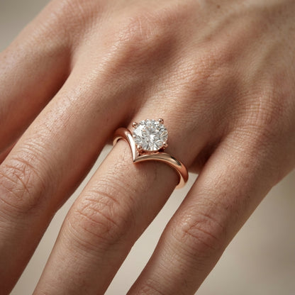 Round Cut Lab Grown Diamond Chevron Engagement Ring in Rose Gold