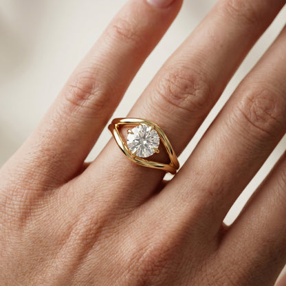 Round Cut Lab Grown Diamond Ring in Yellow Gold