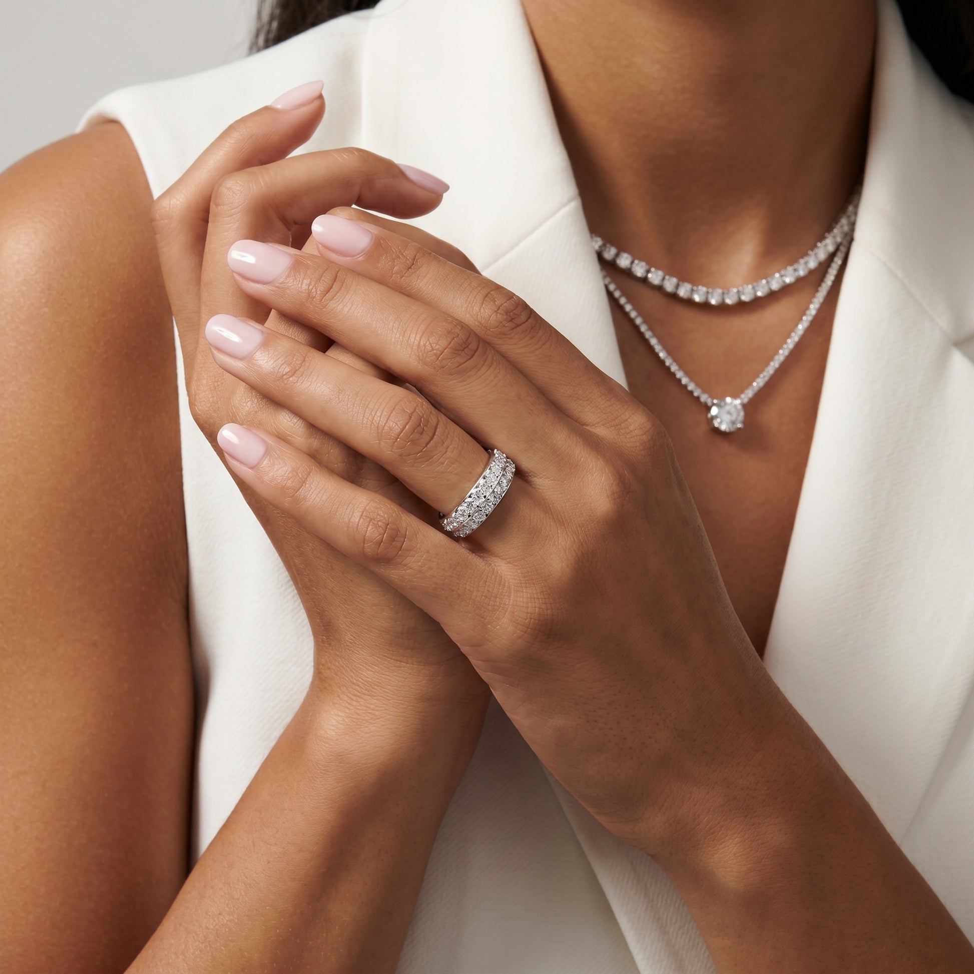 Round Cut Lab Grown Diamond Ring in Platinum