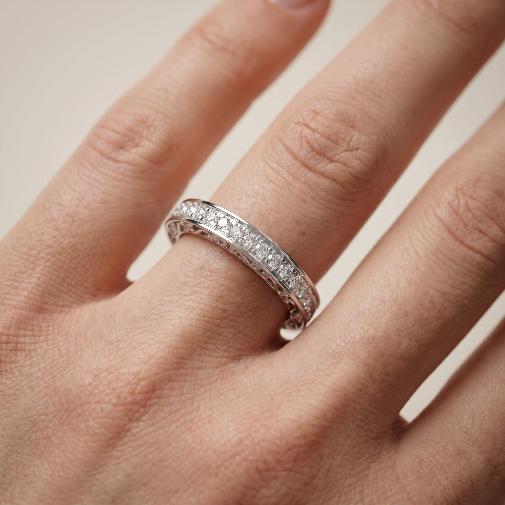 Round Cut Lab Grown Diamond Ring in Platinum