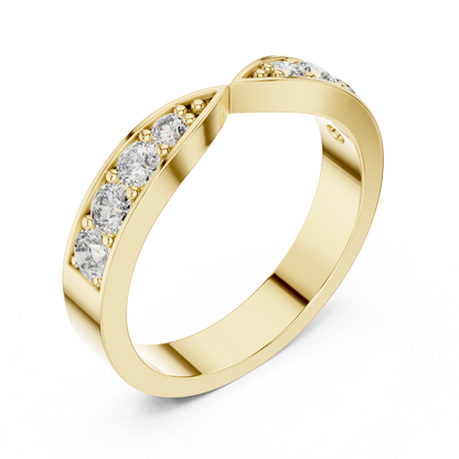Round Cut Lab Grown Diamond Ring in Yellow Gold