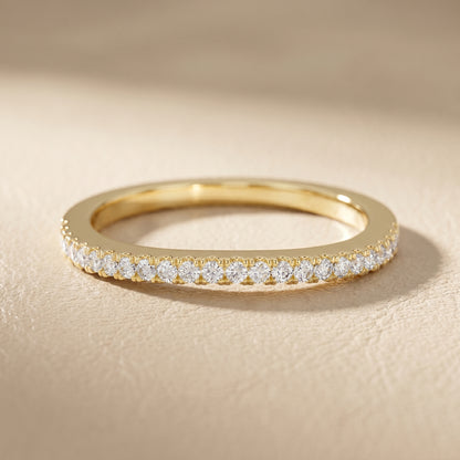 Round Cut Lab Grown Diamond Ring in Yellow Gold