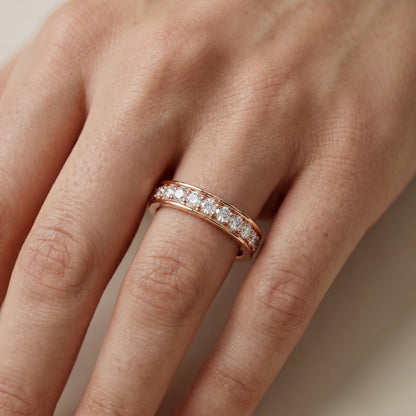Round Cut Lab Grown Diamond Ring in Rose Gold