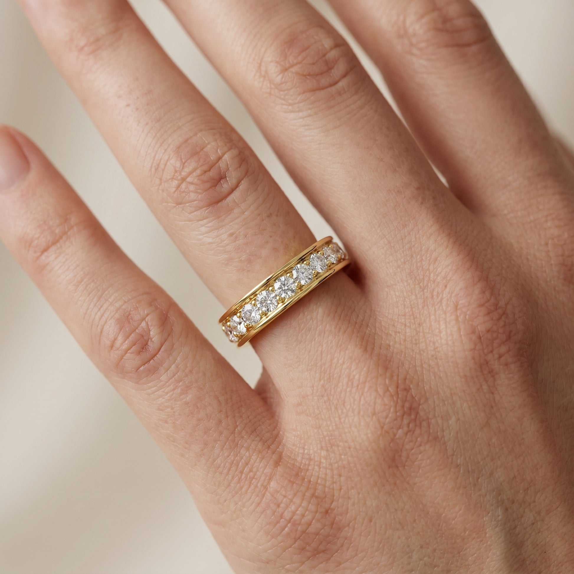 Round Cut Lab Grown Diamond Ring in Yellow Gold