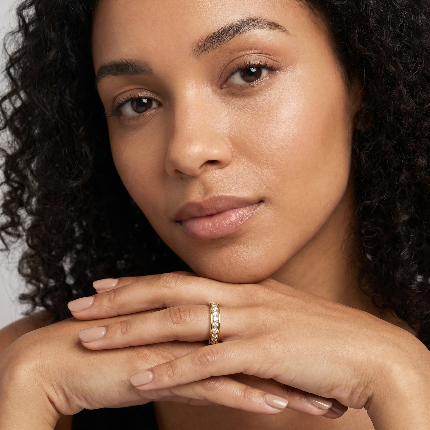 Round Cut Lab Grown Diamond Ring in Yellow Gold