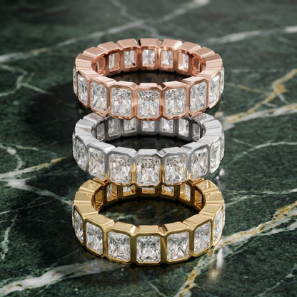 Radiant Cut Lab Grown Diamond Ring in Yellow Gold