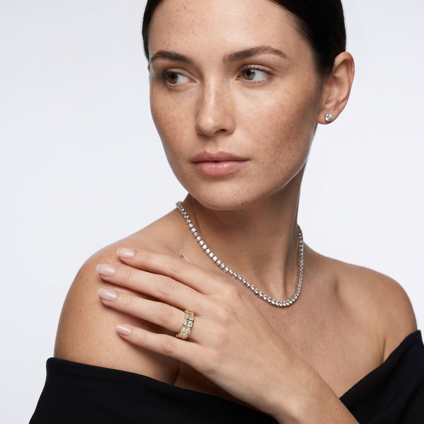 Radiant Cut Lab Grown Diamond Ring in Yellow Gold