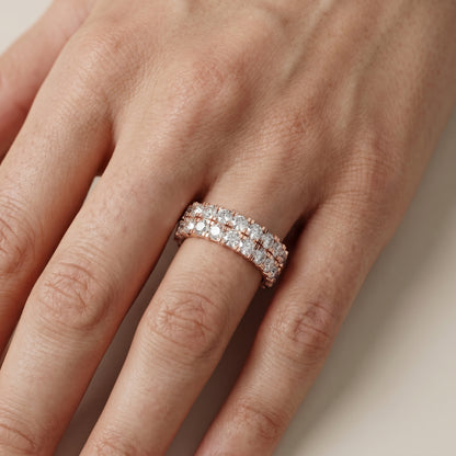 Round Cut Lab Grown Diamond Ring in Rose Gold