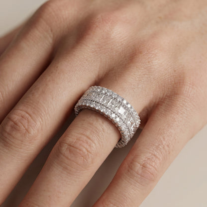 Princess Round Cut Lab Grown Diamond Ring in Platinum
