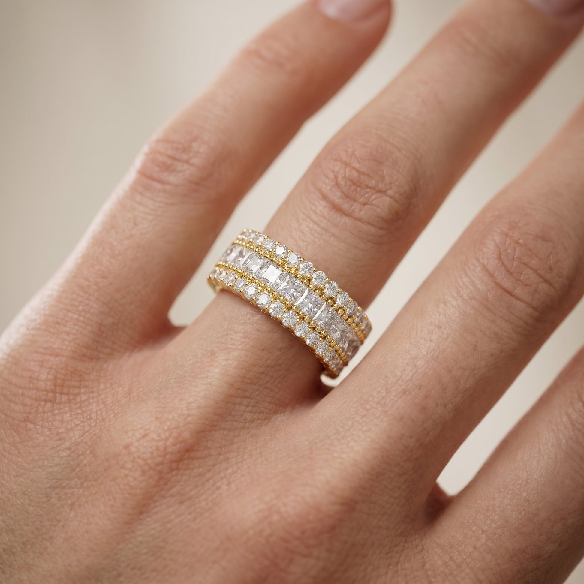 Princess Round Cut Lab Grown Diamond Ring in Yellow Gold
