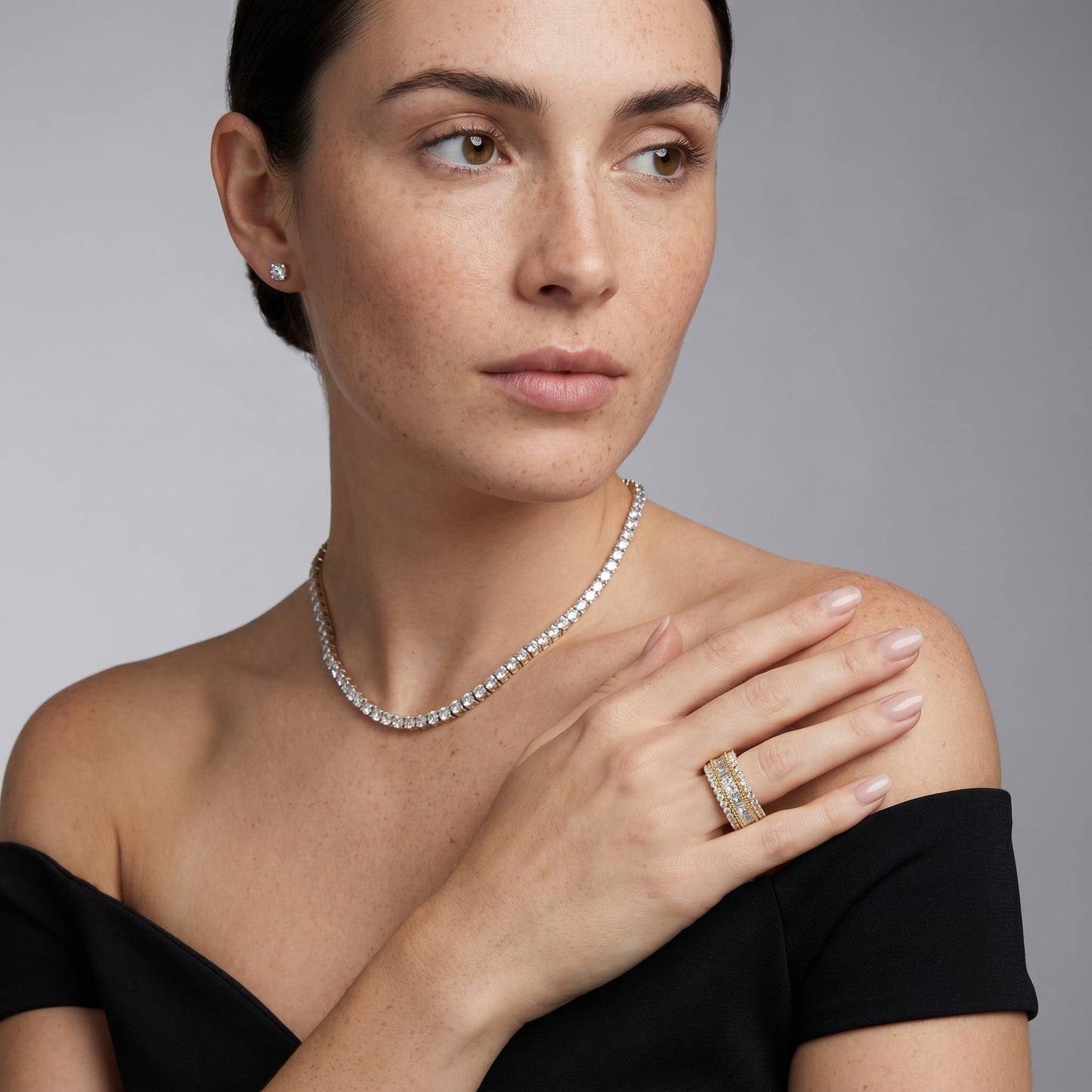 Princess Round Cut Lab Grown Diamond Ring in Yellow Gold