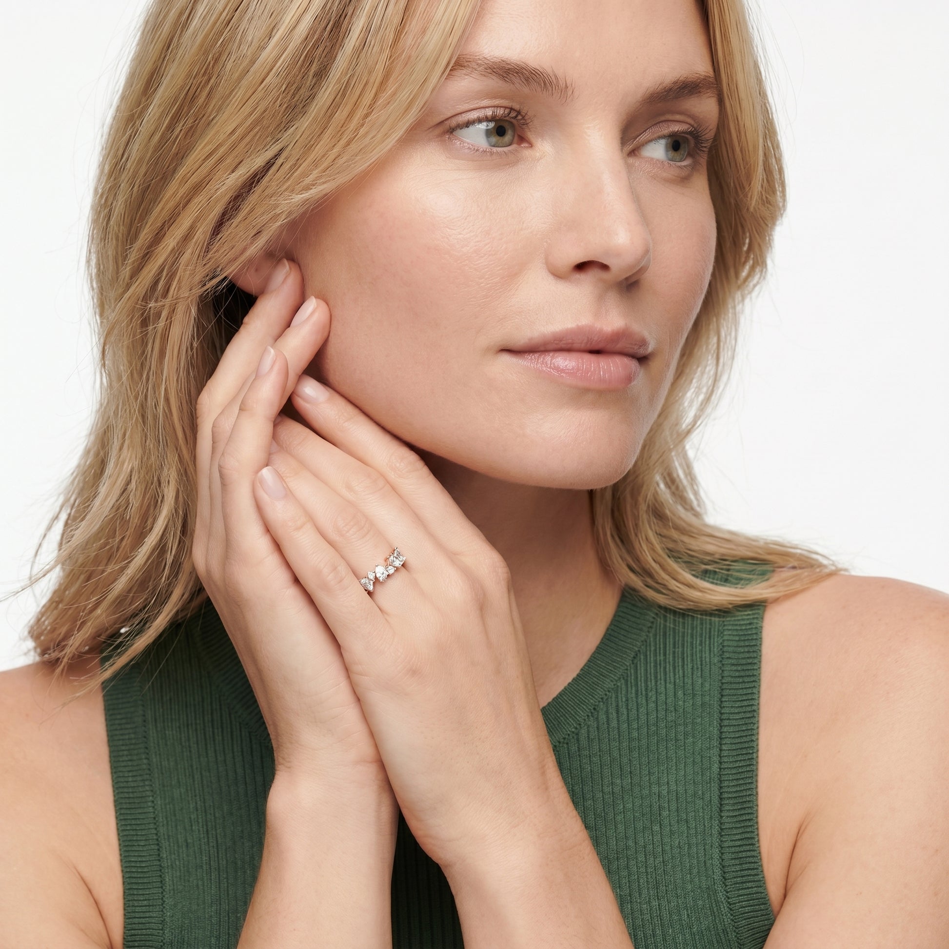 Pear Round Cut Lab Grown Diamond Ring in Rose Gold