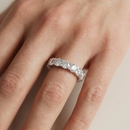 Round Cut Lab Grown Diamond Ring in Silver