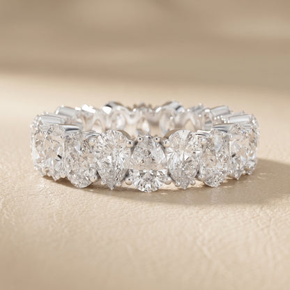 Pear Cut Lab Grown Diamond Ring in Platinum