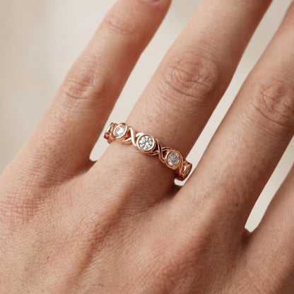 Round Cut Lab Grown Diamond Ring in Rose Gold