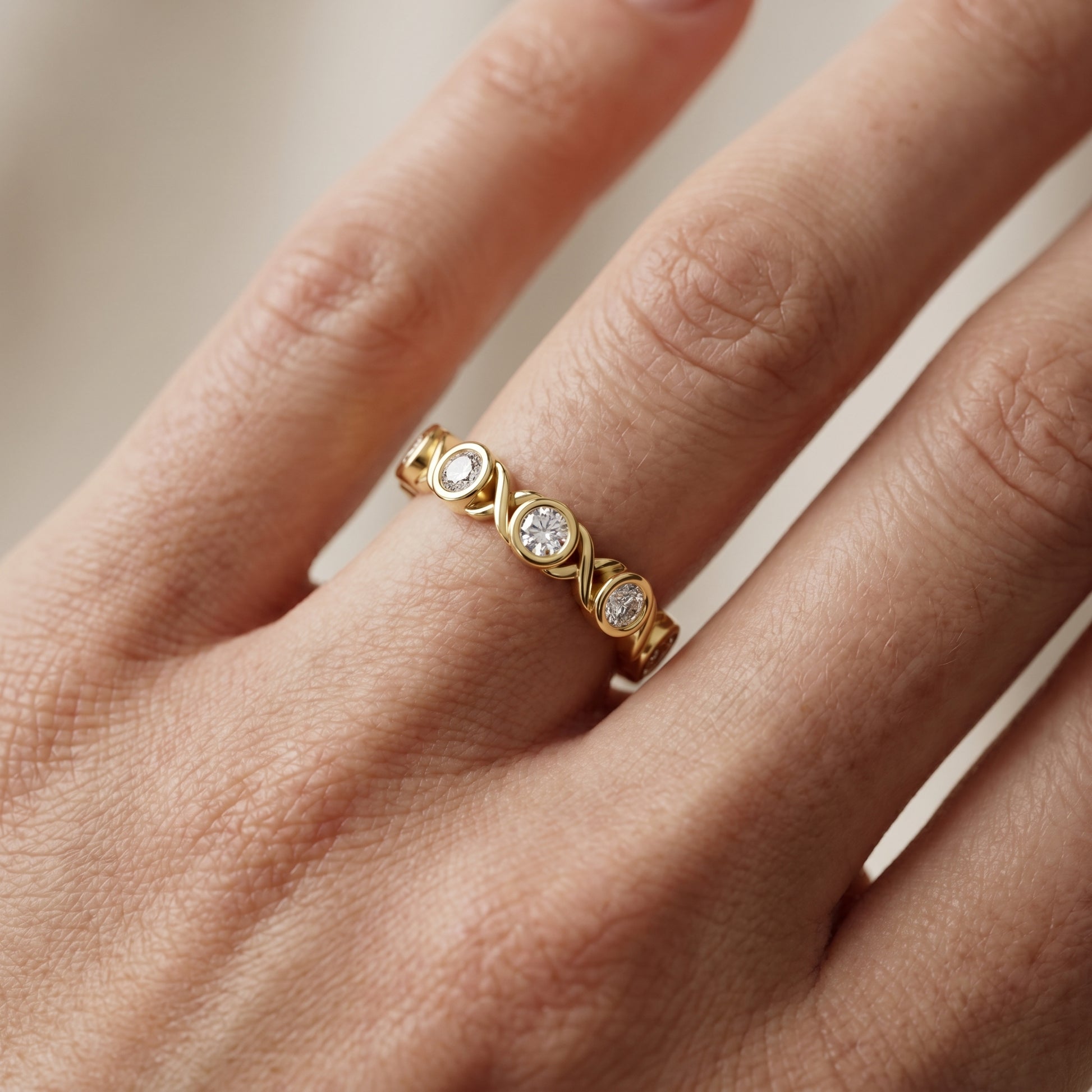 Round Cut Lab Grown Diamond Ring in Yellow Gold