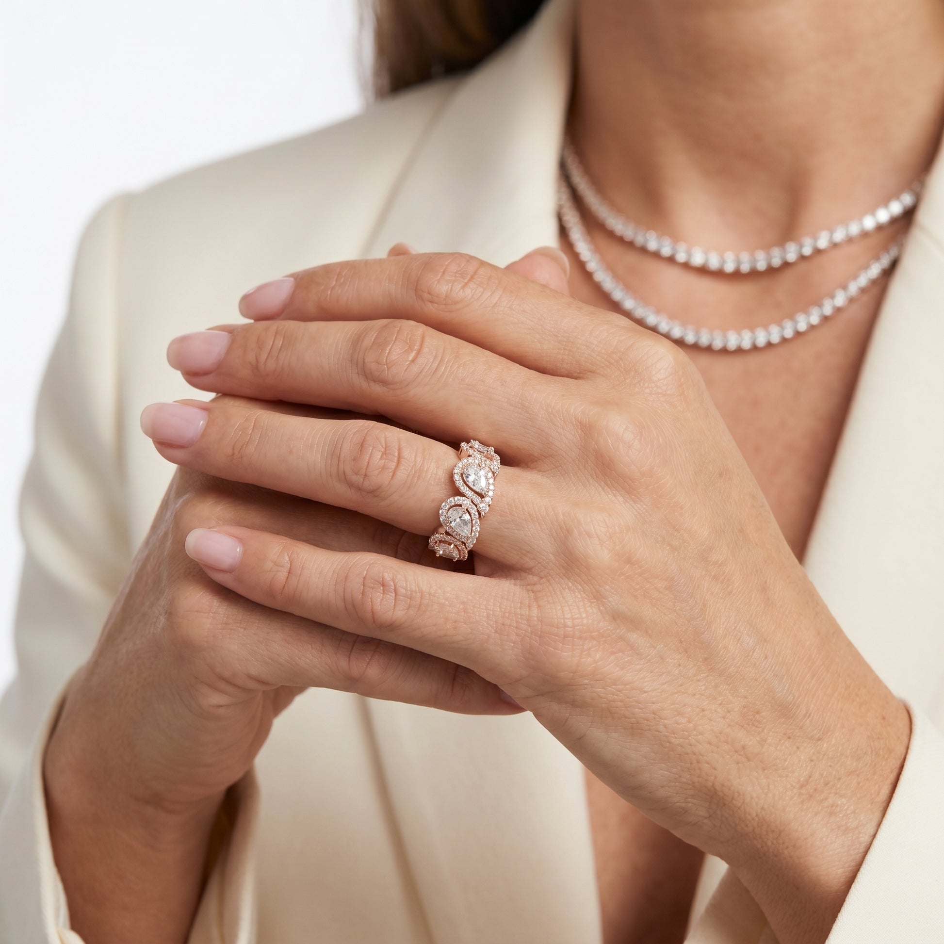 Pear Round Cut Lab Grown Diamond Ring in Rose Gold