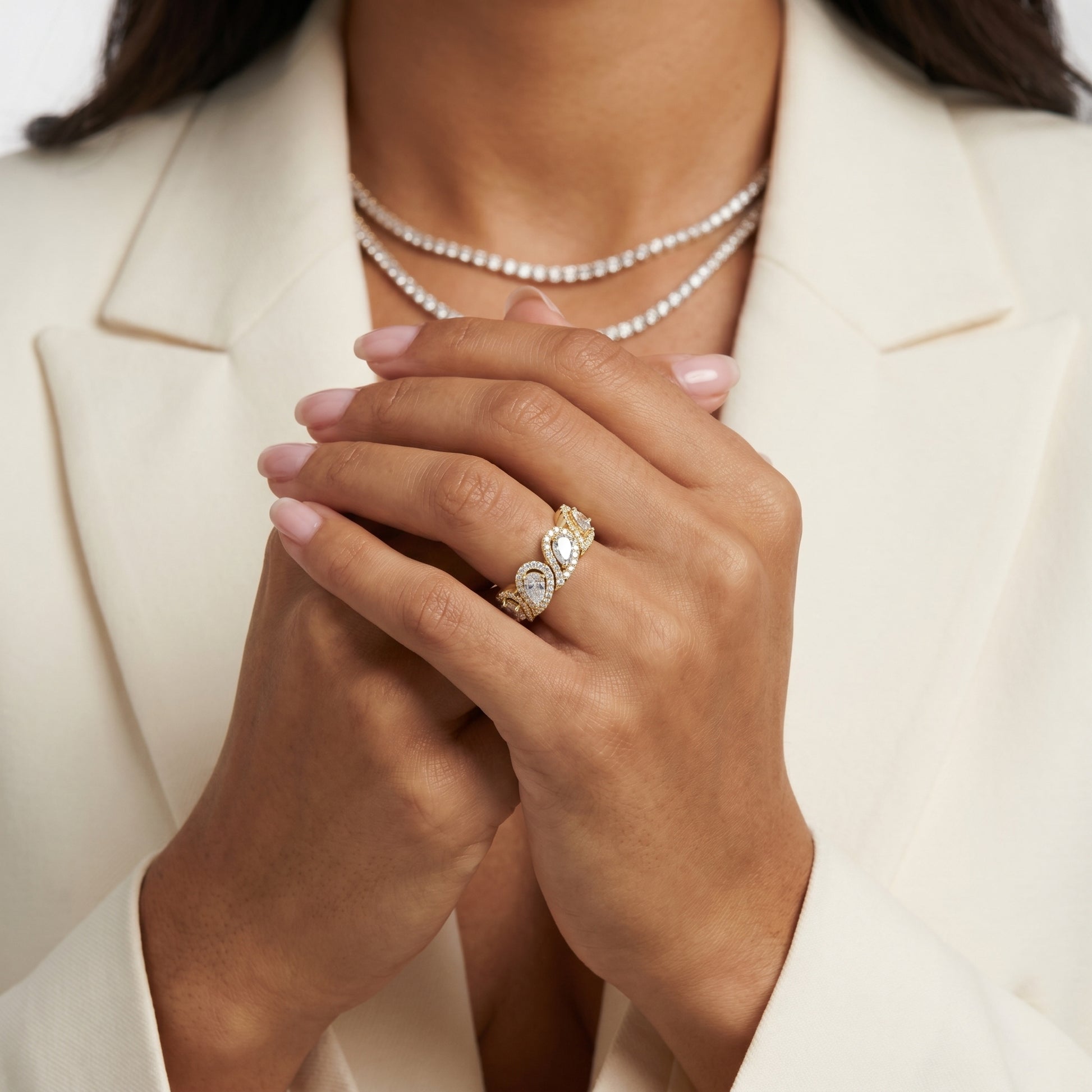 Pear Round Cut Lab Grown Diamond Ring in Yellow Gold