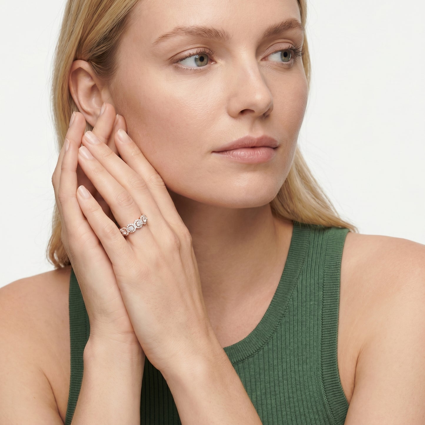 Round Cut Lab Grown Diamond Ring in Rose Gold