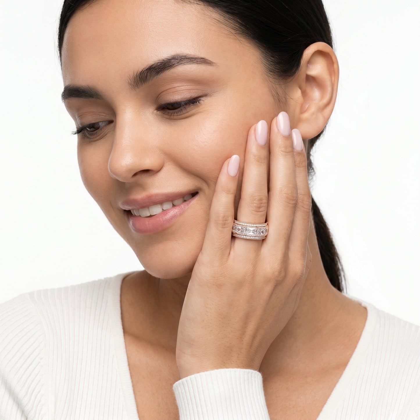 Radiant Round Cut Lab Grown Diamond Ring in Rose Gold