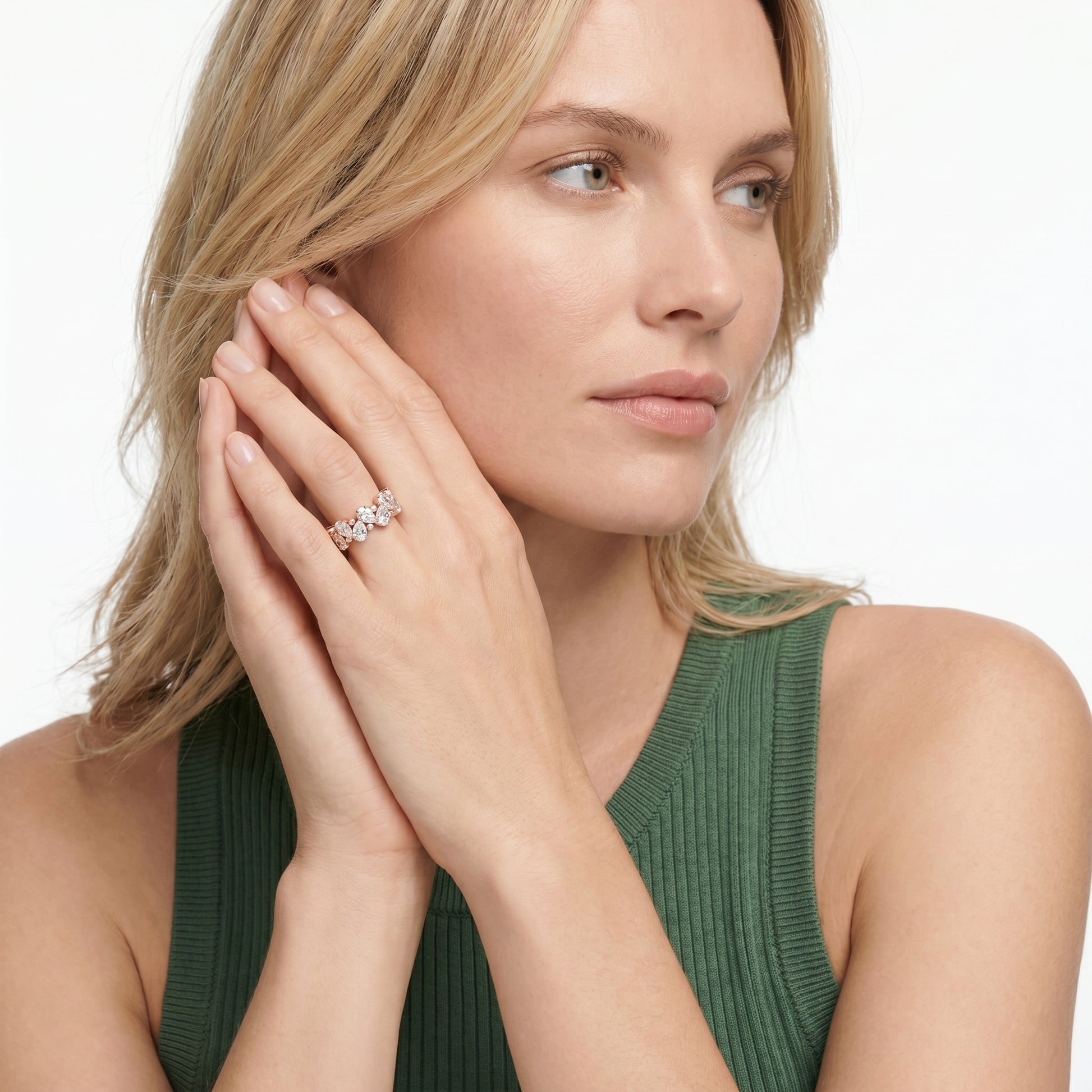 Pear Round Cut Lab Grown Diamond Ring in Rose Gold