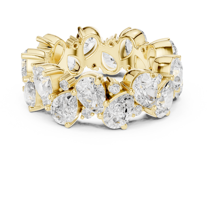Pear Round Cut Lab Grown Diamond Ring in Yellow Gold