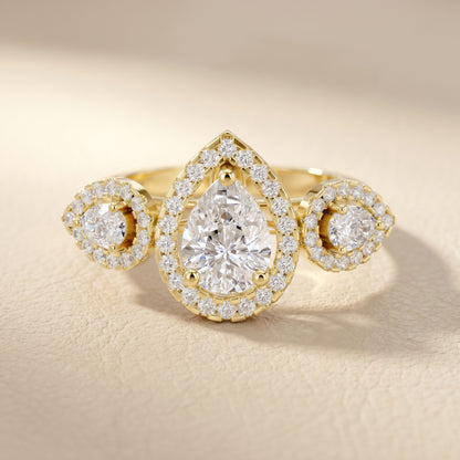 Pear Round Cut Lab Grown Diamond Ring in Yellow Gold
