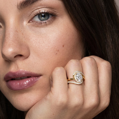 Oval Round Cut Lab Grown Diamond Ring in Yellow Gold