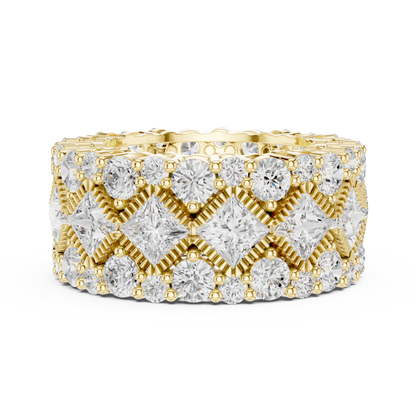 Princess Round Cut Lab Grown Diamond Ring in Yellow Gold