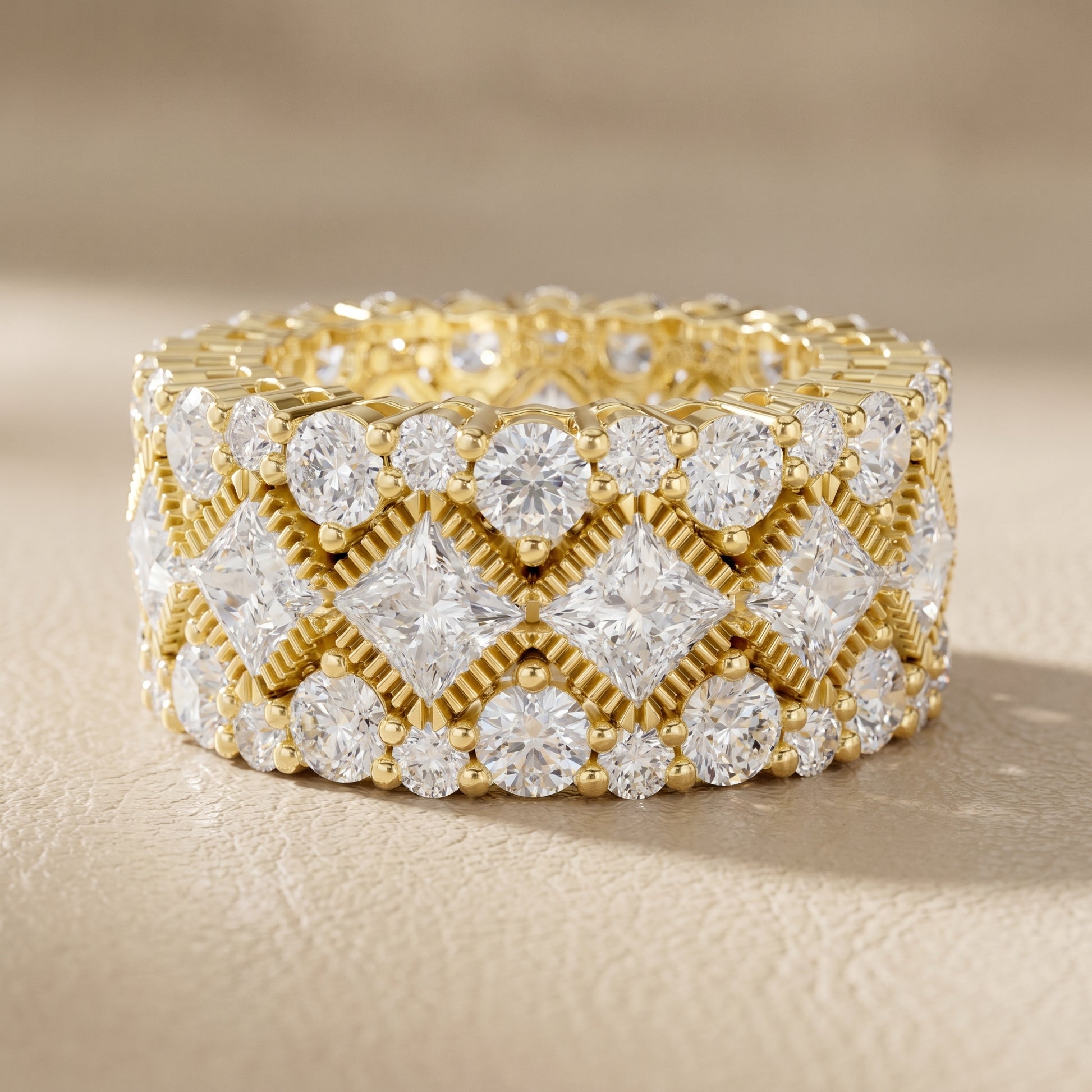Princess Round Cut Lab Grown Diamond Ring in Yellow Gold