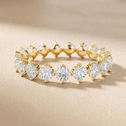 Round Cut Lab Grown Diamond Ring in Yellow Gold