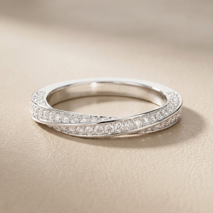 Round Cut Lab Grown Diamond Ring in White Gold