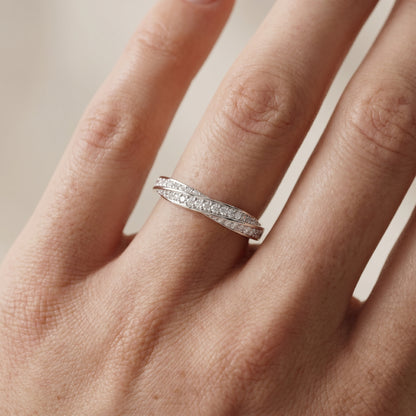 Round Cut Lab Grown Diamond Ring in Platinum