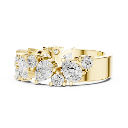 Pear Round Cut Lab Grown Diamond Ring in Yellow Gold
