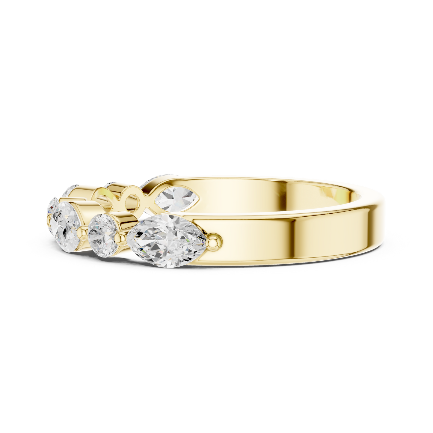 Marquise Round Cut Lab Grown Diamond Ring in Yellow Gold