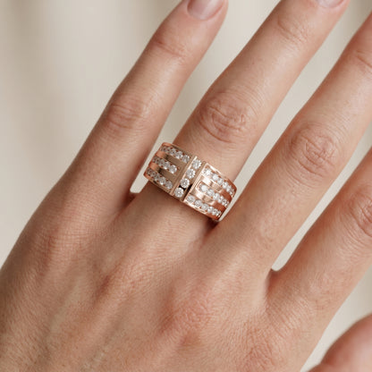 Round Cut Lab Grown Diamond Ring in Rose Gold