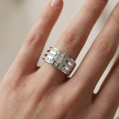 Round Cut Lab Grown Diamond Ring in Silver